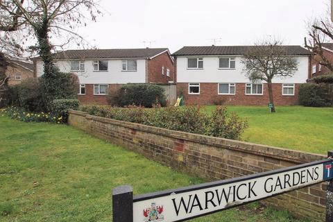 44 Warwick Gardens, Thames Ditton, KT7 0RB