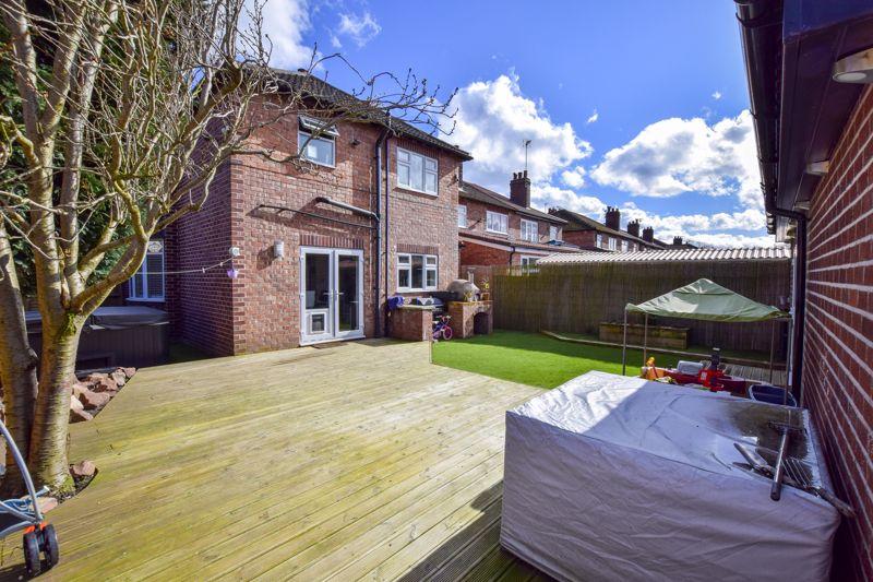 Windsor Drive, Timperley, Altrincham 4 bed detached house £625,000