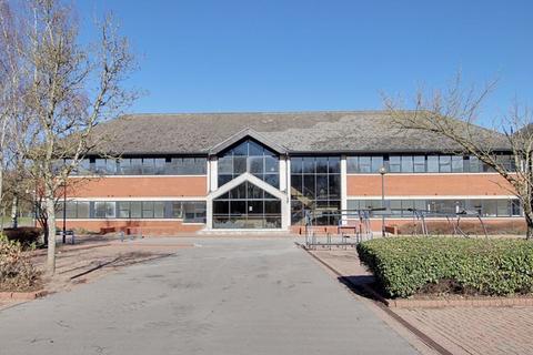 2 bedroom apartment to rent, The Pavillions, Trowbridge