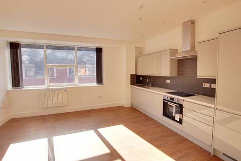2 bedroom apartment to rent, The Pavillions, Trowbridge