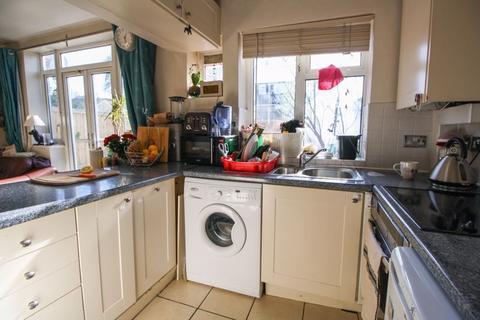 63 Spencers Road, Horsham, RH12 2JQ