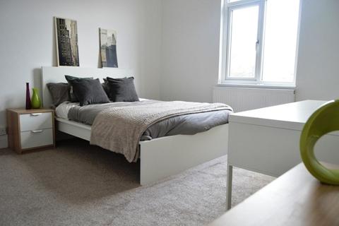 4 bedroom terraced house to rent - Enderley Street, Newcastle-under-Lyme, ST5