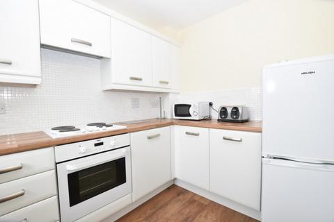 3 bedroom semi-detached house to rent - Galingale View, Milners Green, Newcastle-under-Lyme, ST5