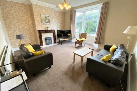 undefined, High Street, Silverdale, ST5