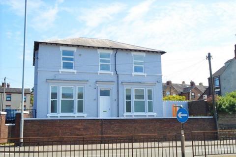 1 bedroom detached house to rent, London Road, Newcastle-under-Lyme, ST5