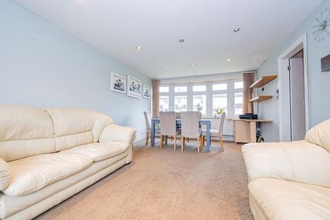 100 Cotlandswick, London Colney, St Albans, AL2 1EF
