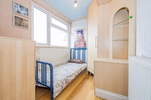 100 Cotlandswick, London Colney, St Albans, AL2 1EF