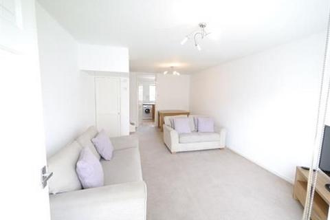 2 bedroom terraced house to rent, The Paddock, Garth Thirtytwo, Newcastle upon Tyne