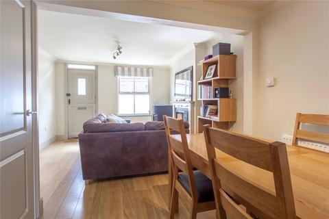 16 Dukes Place, Marlow, SL7 2QH
