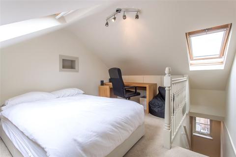 16 Dukes Place, Marlow, SL7 2QH