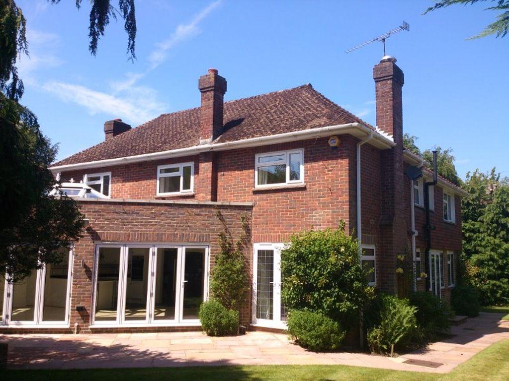 Croft Way, Sevenoaks TN13 2JX 4 bed detached house £3,500 pcm (£808 pw)
