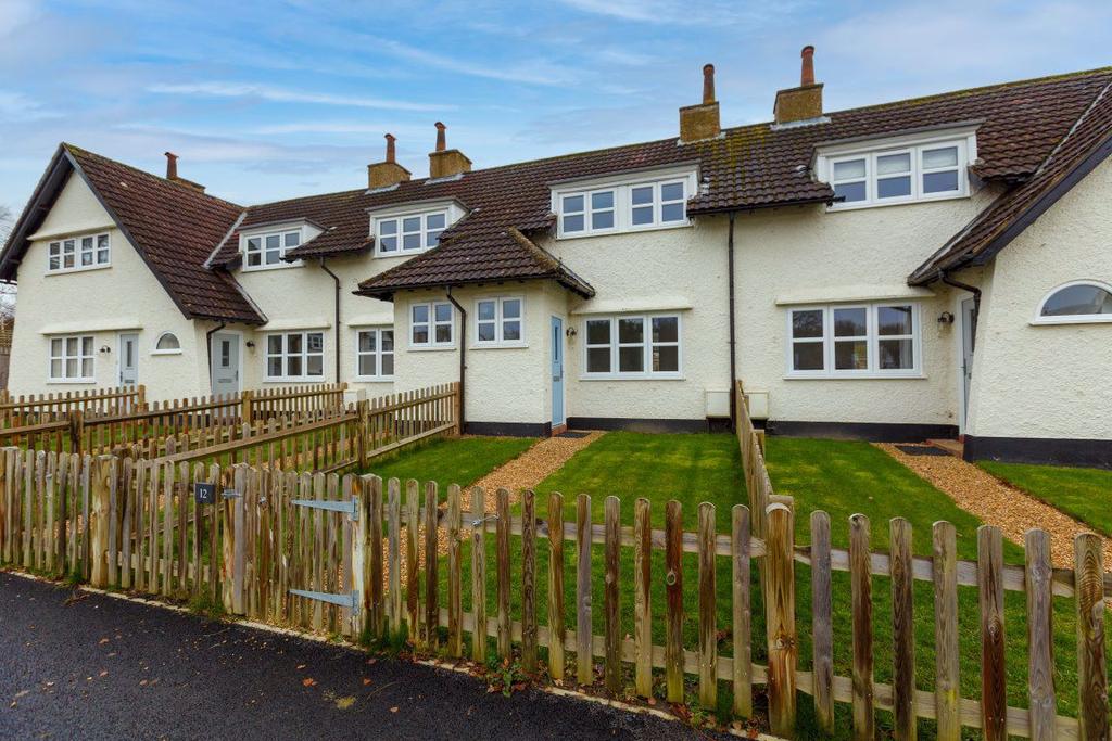 Powder Mill Lane, Leigh TN11 8QB 2 bed terraced house £1,300 pcm (£