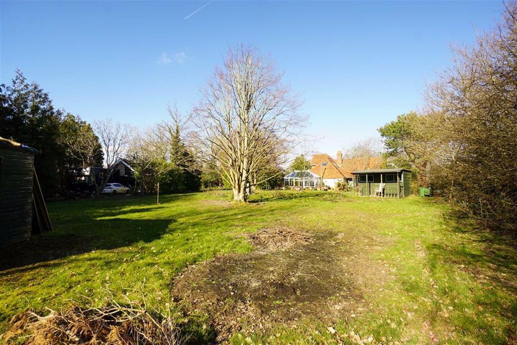 Peter James Lane, Fairlight, East Sussex 4 bed chalet £599,950