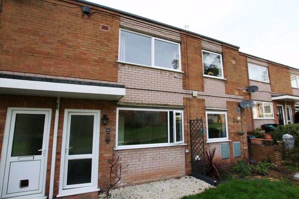 Elmfield Gardens, Worcester 2 bed £650 pcm (£150 pw)