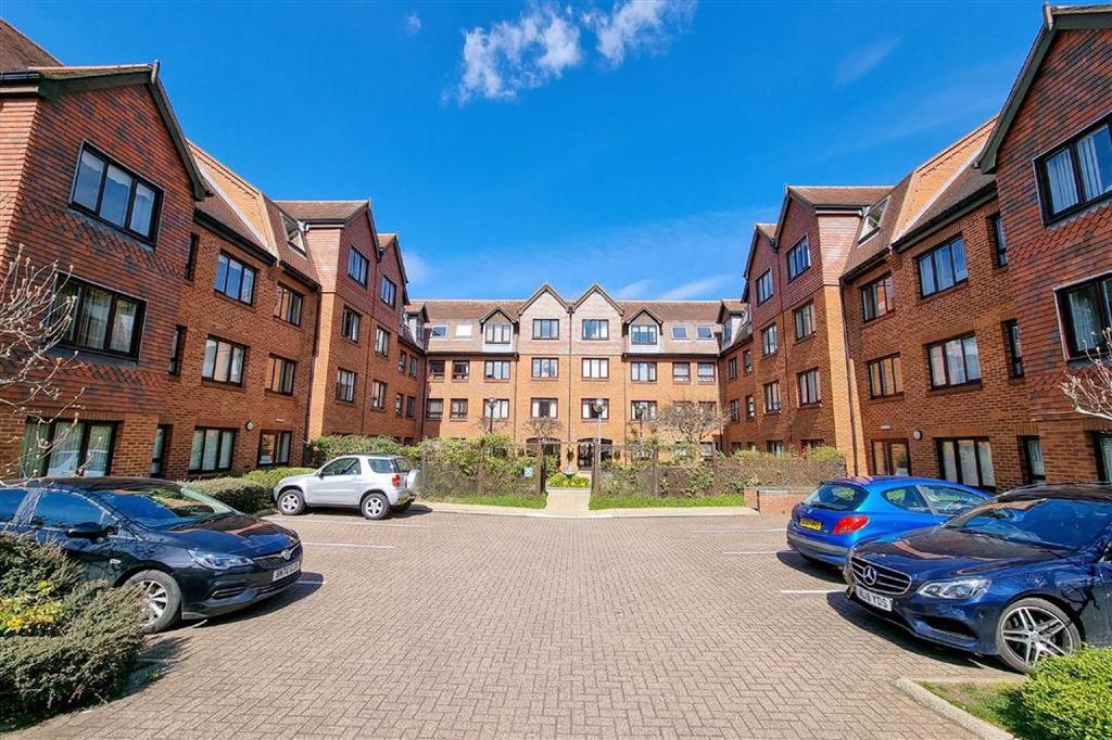 Rosebery Court, Water Lane, Leighton Buzzard 1 bed retirement property