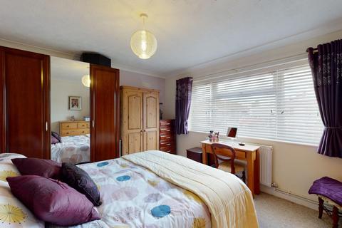 21 Ashley Drive, Seasalter, Whitstable, CT5 4SU