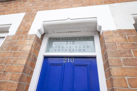 210 Avenue Road Extension, Leicester, LE2 3EL
