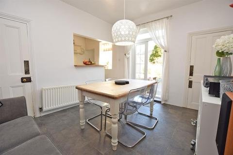 15 Malvern Road, Gillingham, ME7 4BA