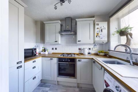 37 Discovery Road, Abbeymead, Gloucester, GL4 5GY