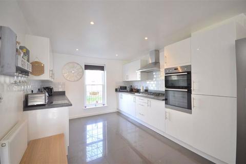 66 Hazel Way, Brockworth, Gloucester, GL3 4GD