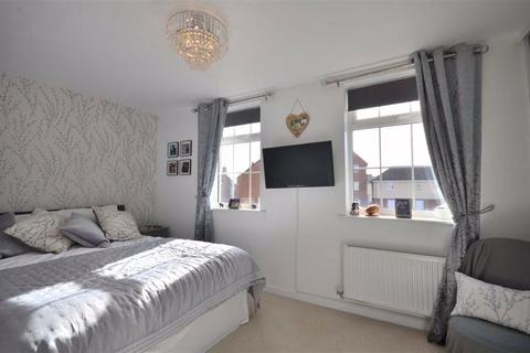 66 Hazel Way, Brockworth, Gloucester, GL3 4GD