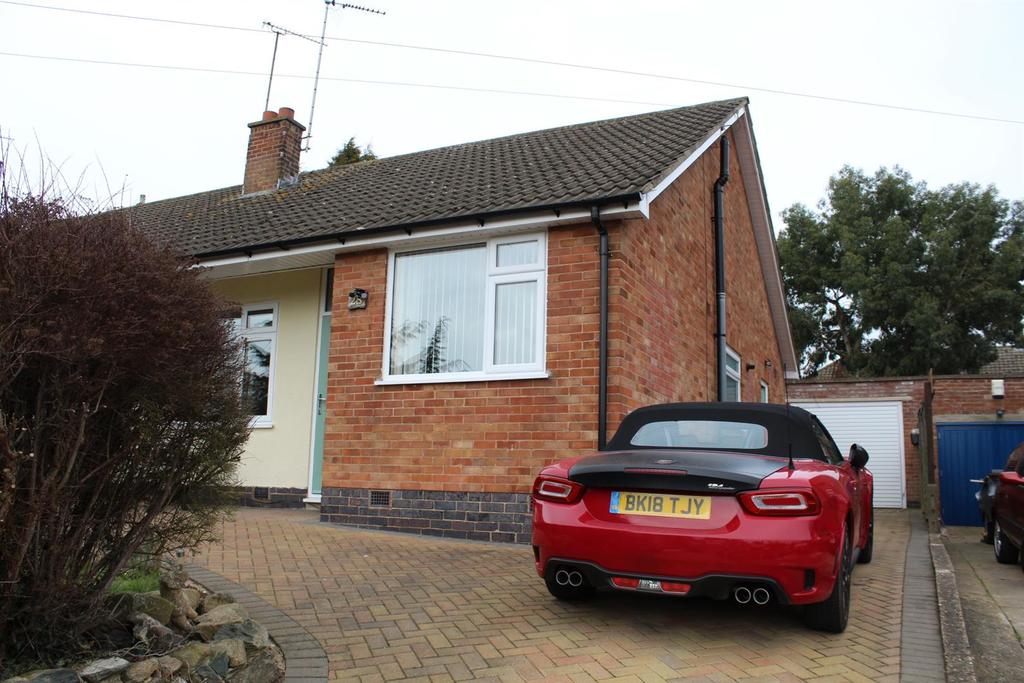 Stamford Street, Ratby, Leicester 2 bed semidetached bungalow £230,000