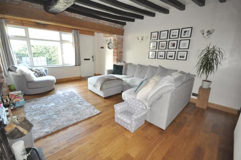 2 Brookside Cottages, Burton Joyce, Nottingham, NG14 5DA