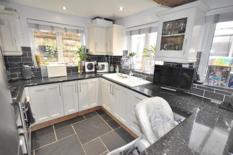 2 Brookside Cottages, Burton Joyce, Nottingham, NG14 5DA
