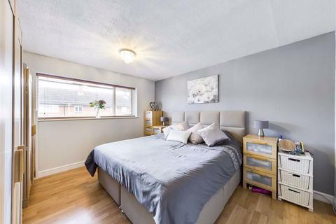 4 Green Close, Brockworth, Gloucester, GL3 4ND