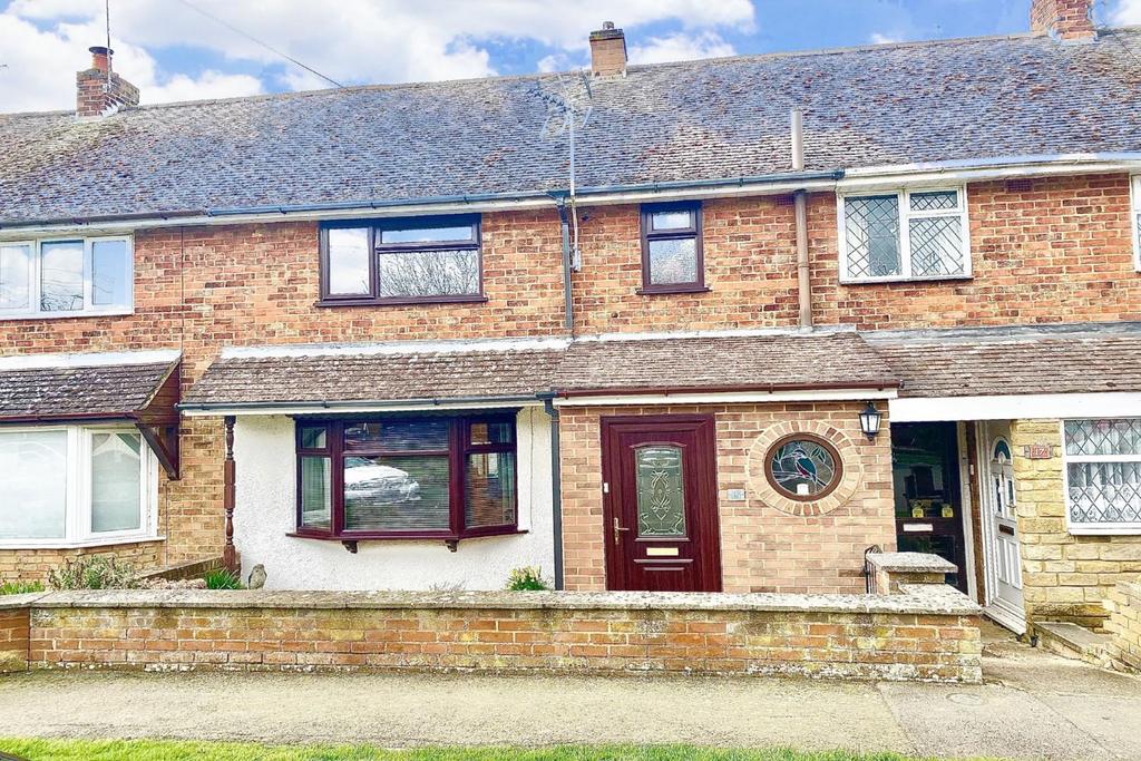 Townsend Road, Walgrave, Northamptonshire, NN6 3 bed terraced house for