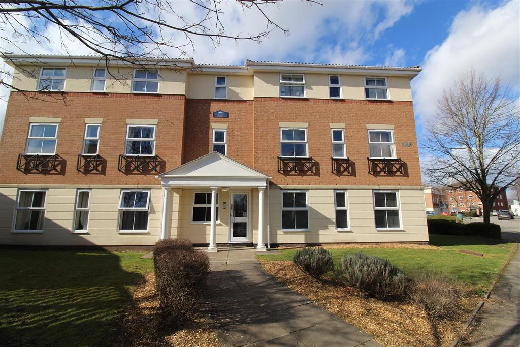 Drapers Fields, Coventry 2 bed flat £850 pcm (£196 pw)