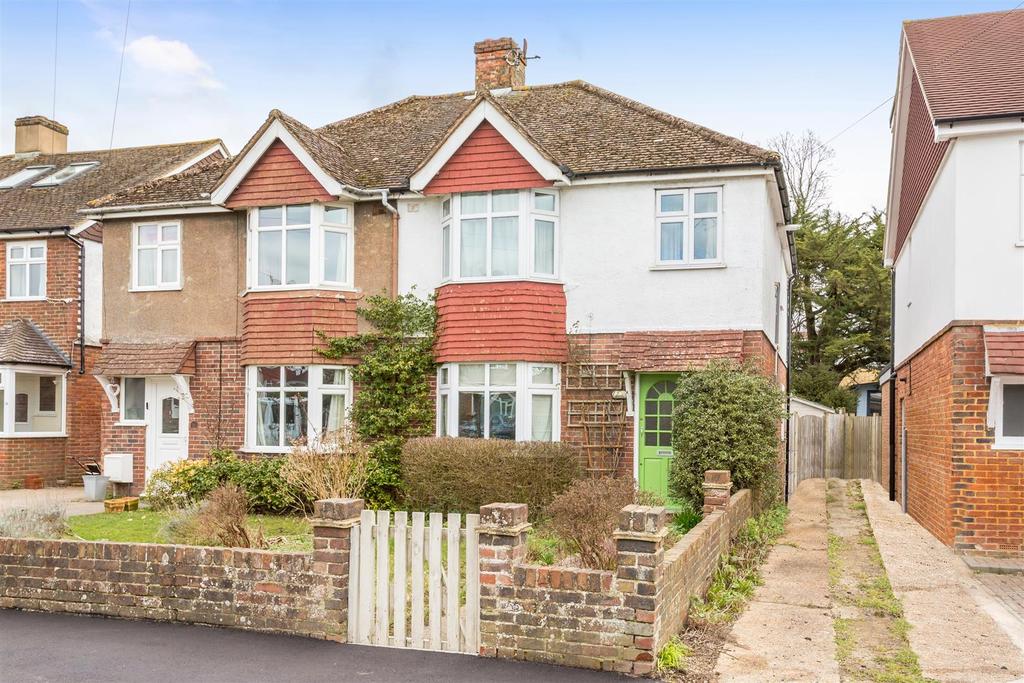 Vale Avenue, Brighton 3 bed semidetached house £475,000