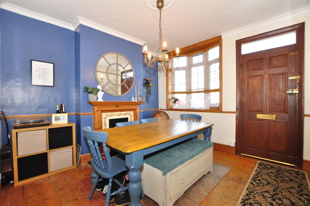 Cherry Street, Halesowen 2 bed terraced house £150,000