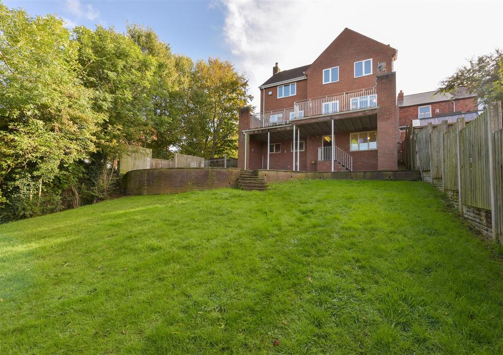 Gorsty Hill Road, Rowley Regis 3 bed detached house for sale £400,000