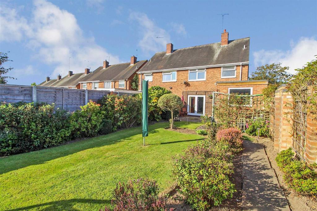 Ridgley Road, Tile Hill, Coventry 3 bed semidetached house £190,000