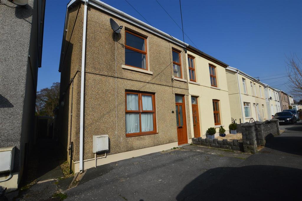 Margaret Street, Ammanford 3 bed semidetached house £139,950