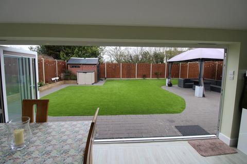 6 Hardy Drive, Hardingstone, Northampton, NN4 6UX
