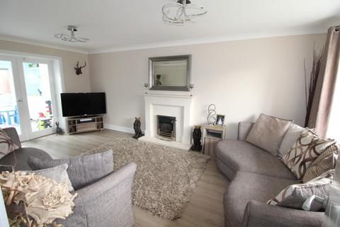 6 Hardy Drive, Hardingstone, Northampton, NN4 6UX