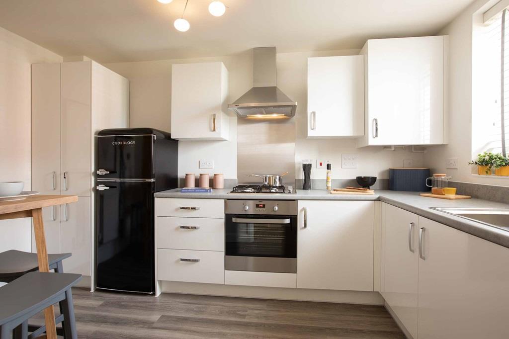 Barwick internal kitchen, barratt homes, orchard green, kingsbrook. BBAK H7649
