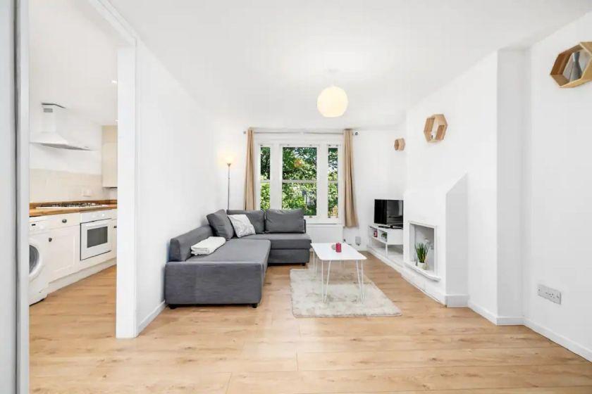 Somerset Gardens, SE13 1 bed flat £320,000