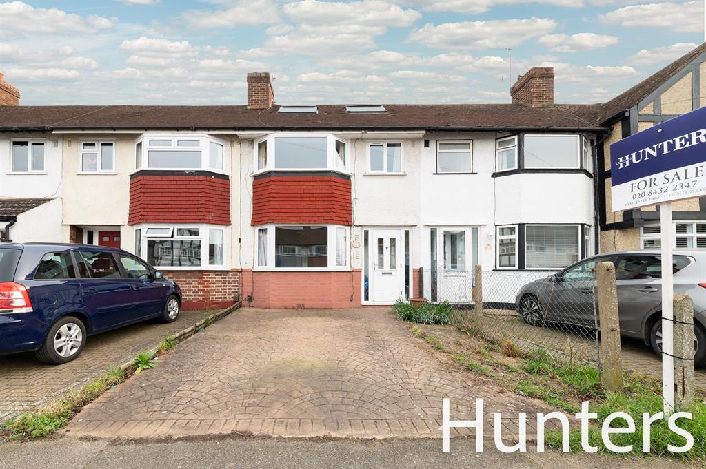 Buckland Way, Worcester Park, KT4 3 bed terraced house £450,000