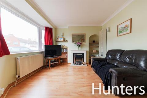 77 Buckland Way, Worcester Park, KT4 8NR