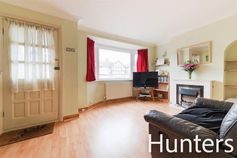 77 Buckland Way, Worcester Park, KT4 8NR