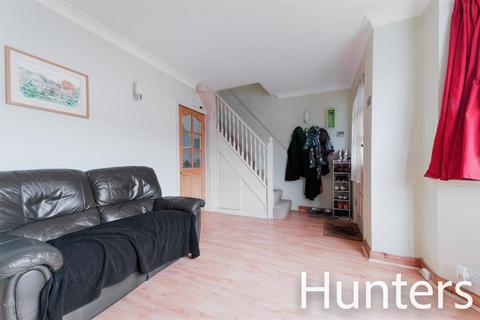 77 Buckland Way, Worcester Park, KT4 8NR