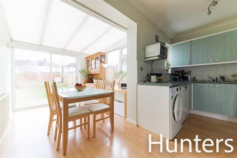 77 Buckland Way, Worcester Park, KT4 8NR