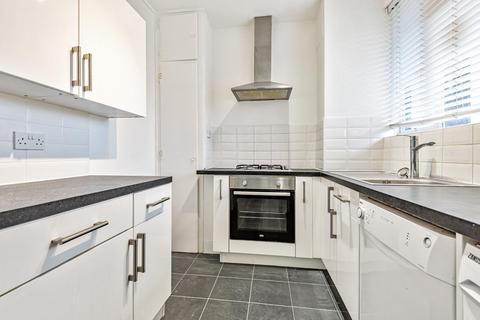 Flat 17, Lynton House Hallfield Estate, London, W2 6EW