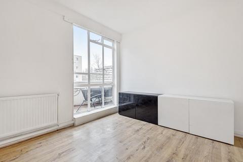 Flat 17, Lynton House Hallfield Estate, London, W2 6EW