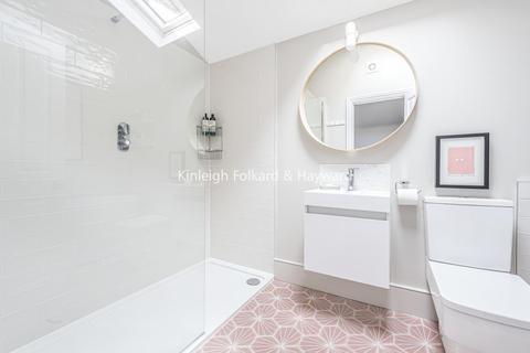 19 Ventnor Road, London, SE14 5QU