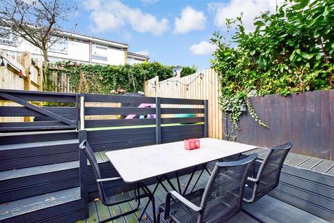 28 Hollywoods, Croydon, CR0 9JG