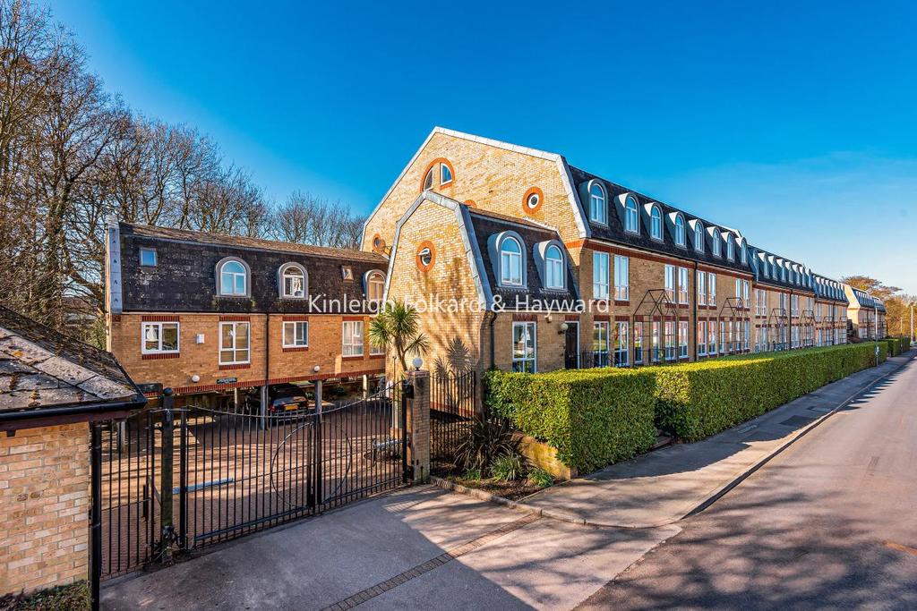 The Alders, West Wickham 1 bed flat £225,000